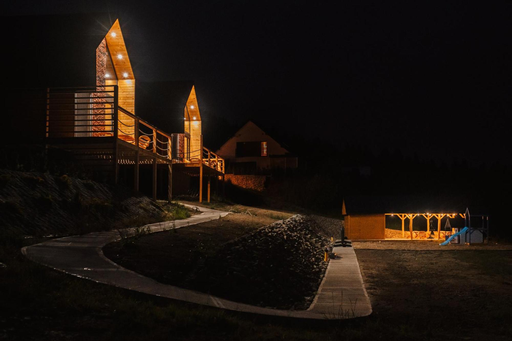 Przystanek Modyn Holiday home Mlynczyska